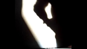 Ombres chinoises masturbation