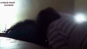 Mi cornudo y yo disfrutando de la rica verga de mi novio