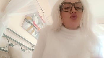 When my step aunt has a lot of desire but has no penis to satisfy her