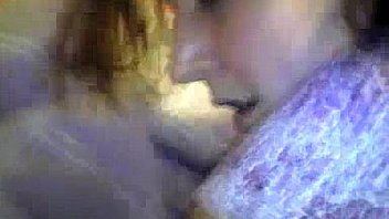 Mi querida madrastra quiere verga mientras papá no está