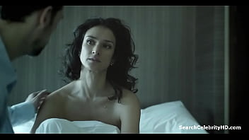 Indira varma hunted s01e03 2012