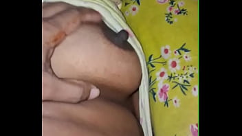 Deshi bhabi enjoy with delivery boy delivery boy loves her boobs