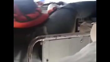 Chavo Sexy En El Camión thumbnail