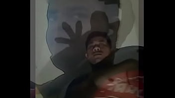 Garota rabuda é enrabada