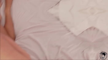 Foursome with double facials for two sexy blondes andi avalon tru kait