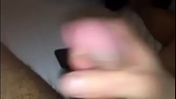 Handjob for mariahtroietta voglio scoparti