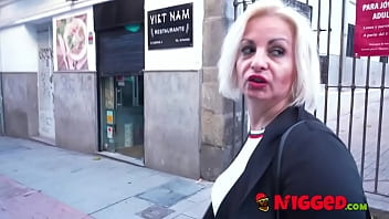 Divorced milf looks for an anal she finally gets it with us