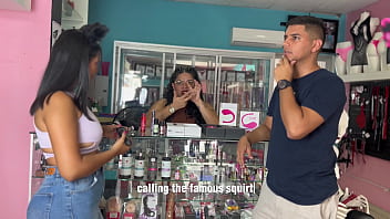 I take my boyfriend to a sex shop we buy toys and he imagines how i have a golden shower