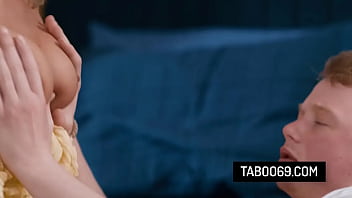 Pawg blonde stepmom enjoys getting ass fucked