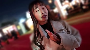 パート1 大人の雰囲気漂うエロい女、ほのかさん23歳が登場。超積極的な責めであっさりフェラ抜き！シャワーを浴びた後はイチャ甘な中出しハメ撮り！！