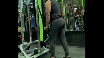 Cambiando para ustedes y tú me ayudarías con la barra desde atrás