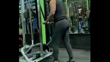 Cambiando para ustedes y tú me ayudarías con la barra desde atrás