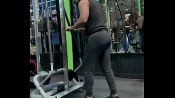 Cambiando para ustedes y tú me ayudarías con la barra desde atrás