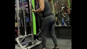 Cambiando para ustedes y tú me ayudarías con la barra desde atrás