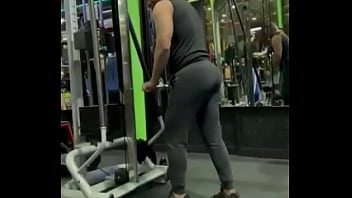 Cambiando para ustedes y tú me ayudarías con la barra desde atrás