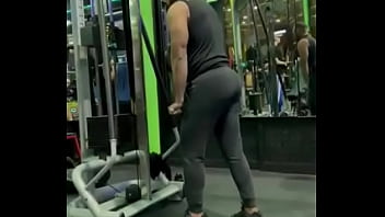 Cambiando para ustedes y tú me ayudarías con la barra desde atrás