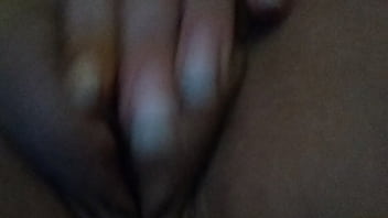 Sexy milf gets a fingering before workout