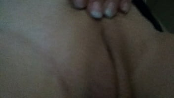 Sexy milf gets a fingering before workout