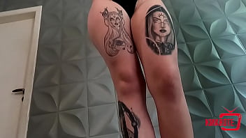 Brincando com seu fetiche em calcinhas cravadas no cu e na bucetinha