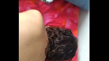 Me meten todo y se viene dentro de mi Me meten todo y se viene dentro de mi