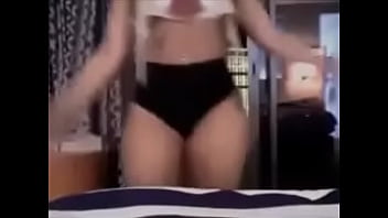 Rubia Bailando thumbnail