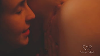 Lesbians charlie forde & olive gee make out