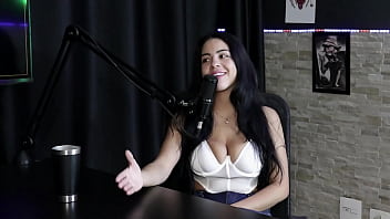 Foi excluída da família começou o trabalho pornô pelas plataformas pediram pra enfiar garrafa na buceta e seu brinquedinho anabele nogueira sheer red