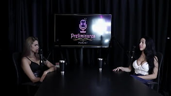 Foi excluída da família começou o trabalho pornô pelas plataformas pediram pra enfiar garrafa na buceta e seu brinquedinho anabele nogueira sheer red