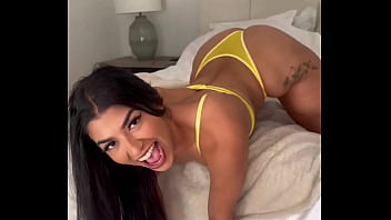 All smiles bc i’m about to have sex with the hottest babes today