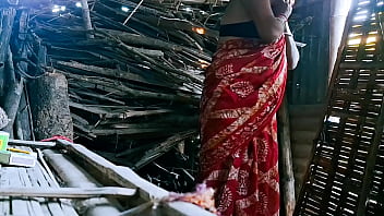 Indian outdoor fuck young bengali bhabhi