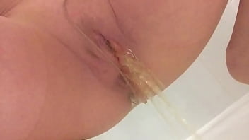 Gracies piss in tights