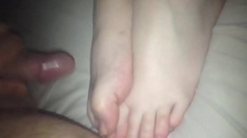 Footjob69