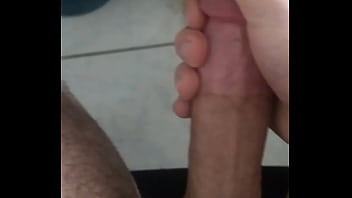 Trocando Punheta thumbnail