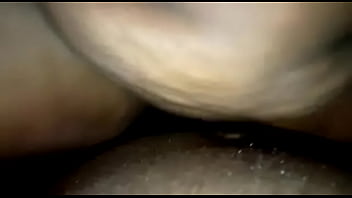 Grosse salope se fait bezer