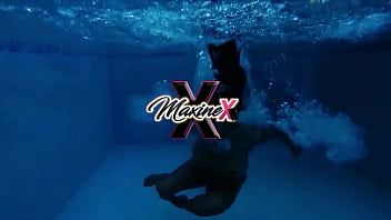 Nonton Maxine X Makes Scott Rhodes Cum On Her Tits After She Squirted! thumbnail