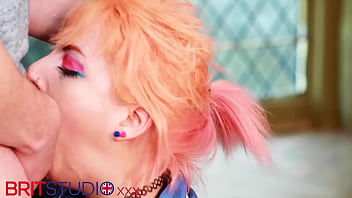 Hot nurse sucks off all her patients