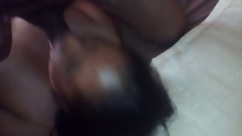 Una amiga sedienta de sexo con muchas ganas de chupar