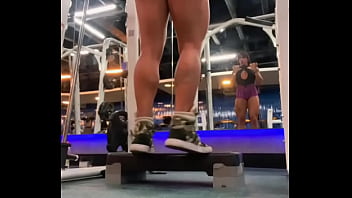 Ensinando a treinar panturrilha mas acabei mostrando outra coisa…