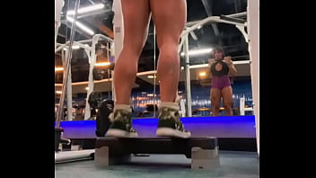 Ensinando a treinar panturrilha mas acabei mostrando outra coisa…