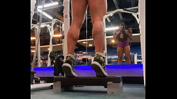 Ensinando a treinar panturrilha mas acabei mostrando outra coisa…