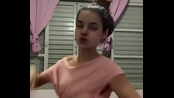 Deraah novinha 18 sabe ser safada