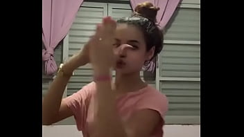 Deraah novinha 18 sabe ser safada