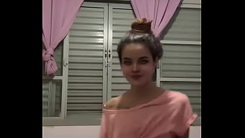 Deraah novinha 18 sabe ser safada