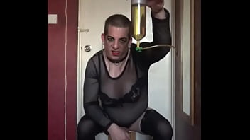 Crossdressing thumbnail