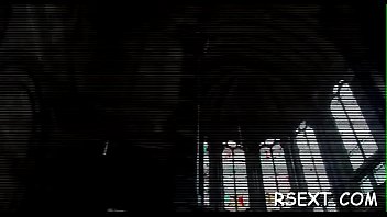 Horny Playgirl Gives Hot Blow Job thumbnail