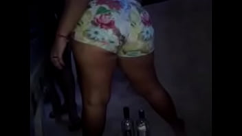 Metal rebolando rabo