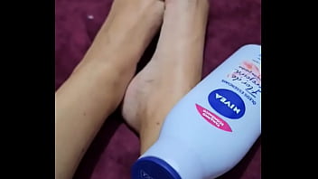 Final de semana animado sexta fomos para balada sábado festa com amigos e domingo churrasco com família agora é rel