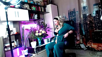 Tongue games from an experienced slut or a mature whore with a butt plug in asshole and a dildo in cunt