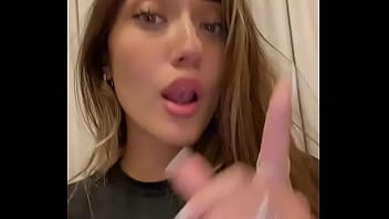 This girls smile will make you go crazy