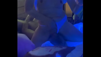 Sexy nikki lixxx demands a good pussy licking